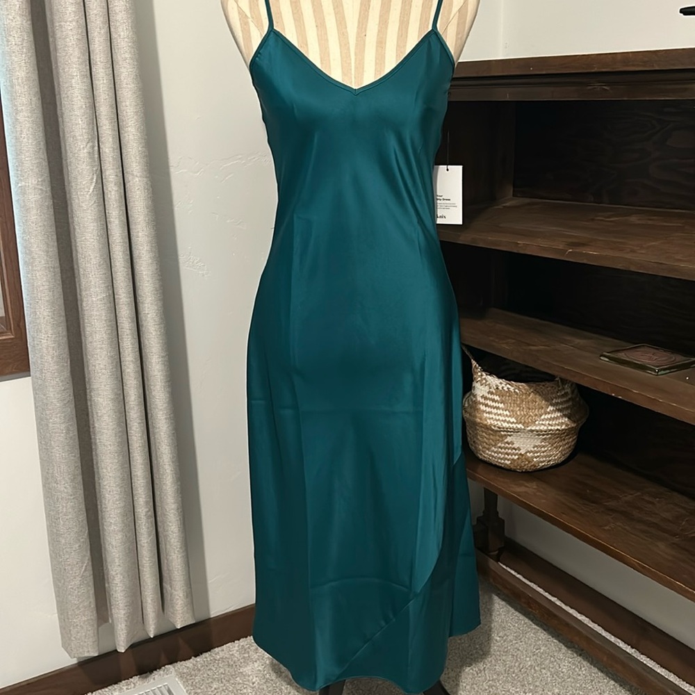 Emerald slip dress from the Birds Papaya collection with Knix!